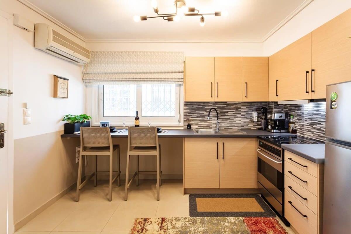 Kalamata Lime Studio - Cozy Gem With Private Parking Экстерьер фото