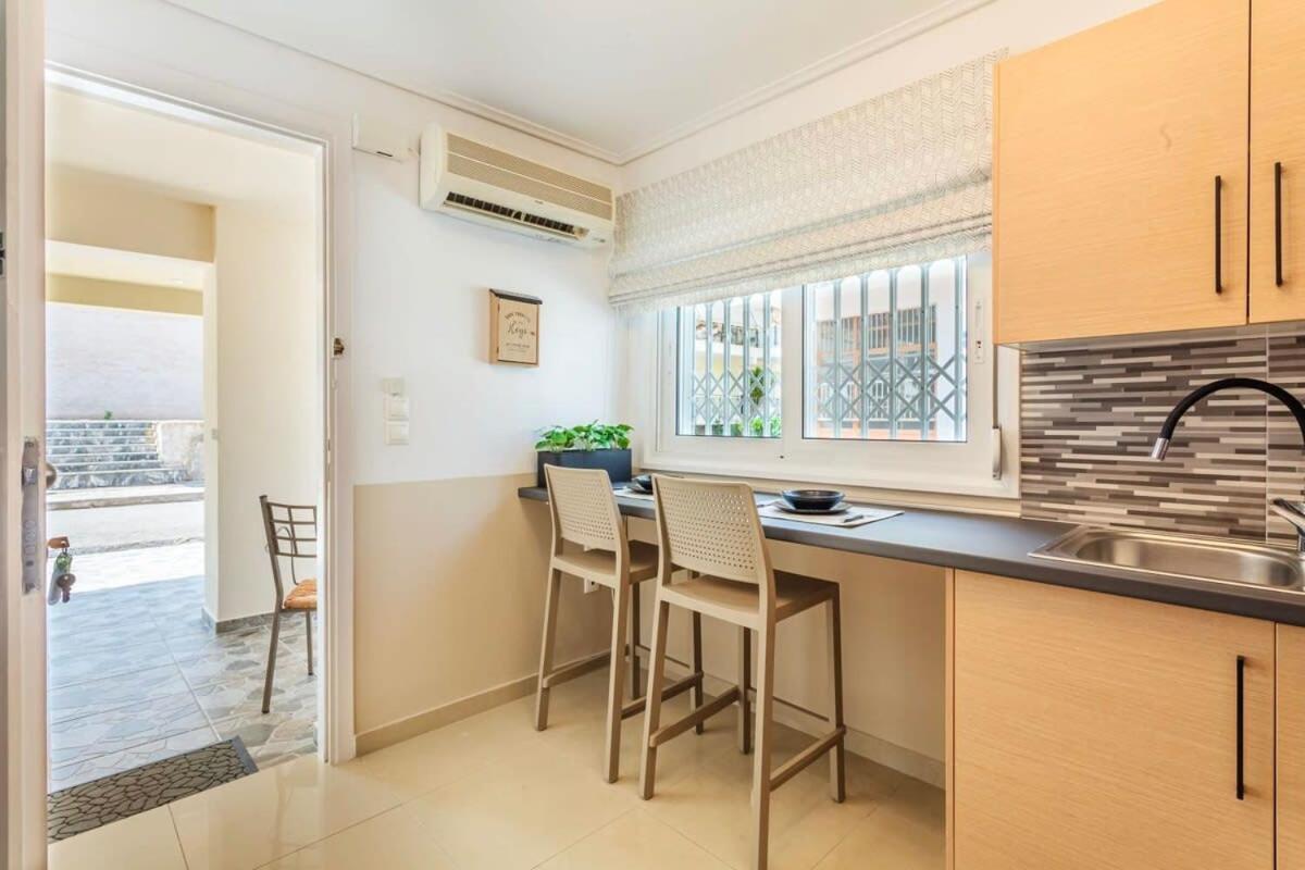 Kalamata Lime Studio - Cozy Gem With Private Parking Экстерьер фото